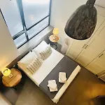 Lofts Miriam *